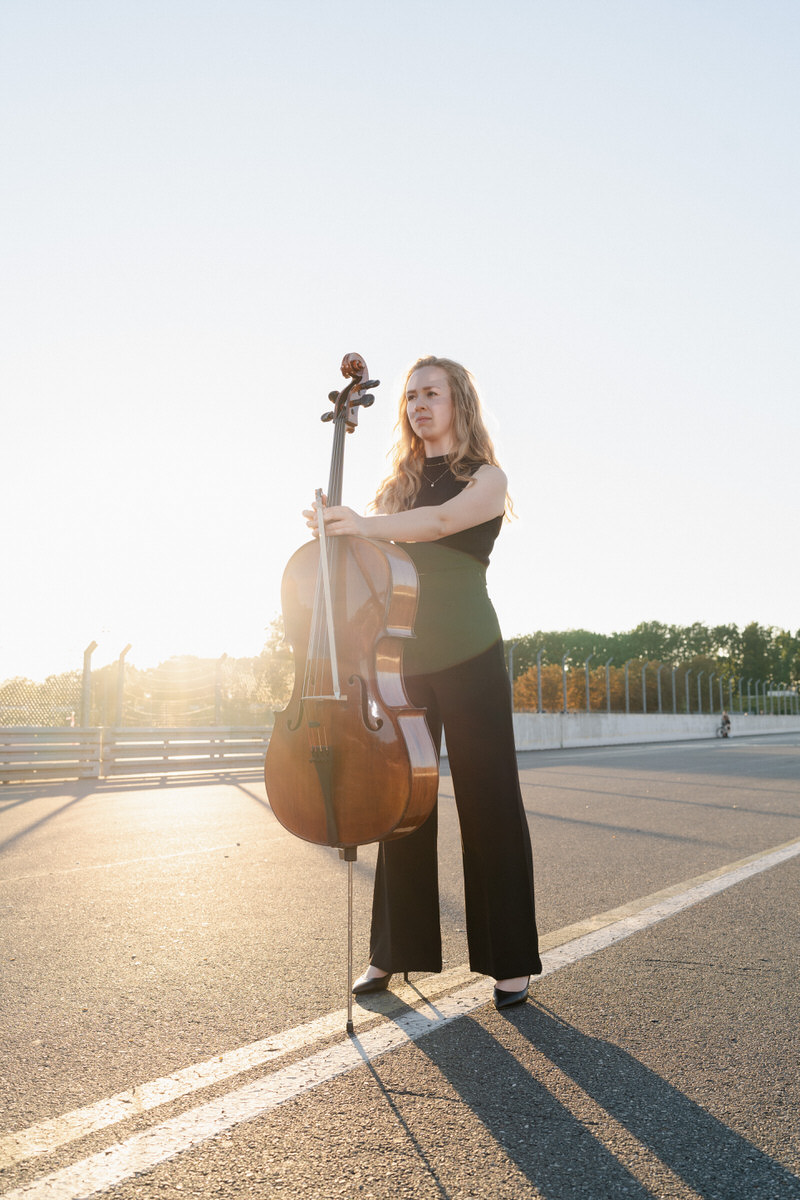 Musikerportrait der Cellistin Hannah von Glasow