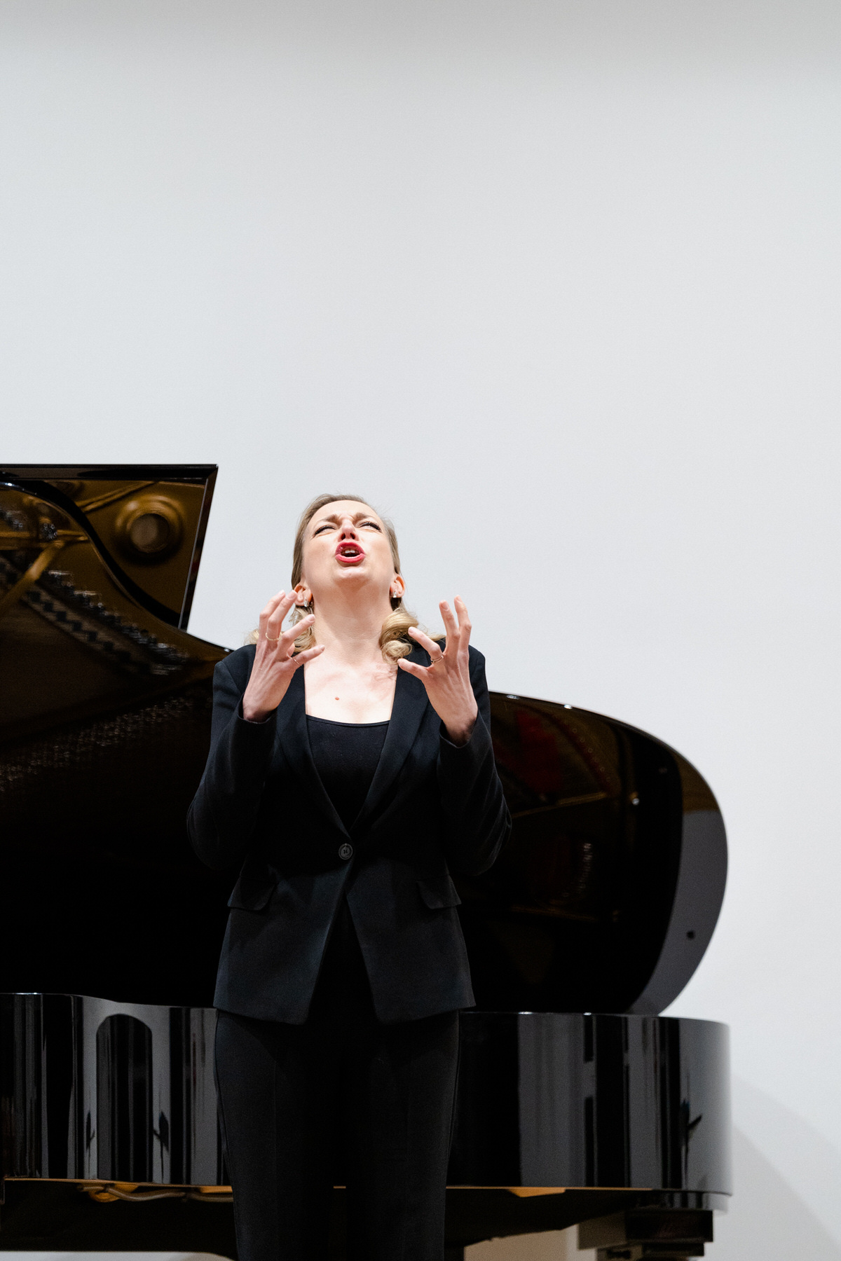 Mezzosopranistin Olivia Vermeulen beim Kunstlied Festival Würzburg
