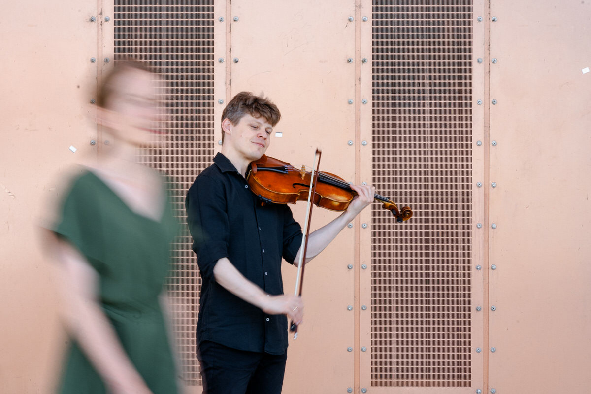 Bratschist Gregor Hrabar und die Pianistin Marie Zahnlecker Berlin