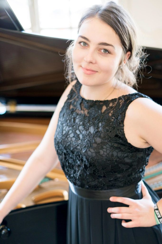 Musikerportrait Isabell Klavier